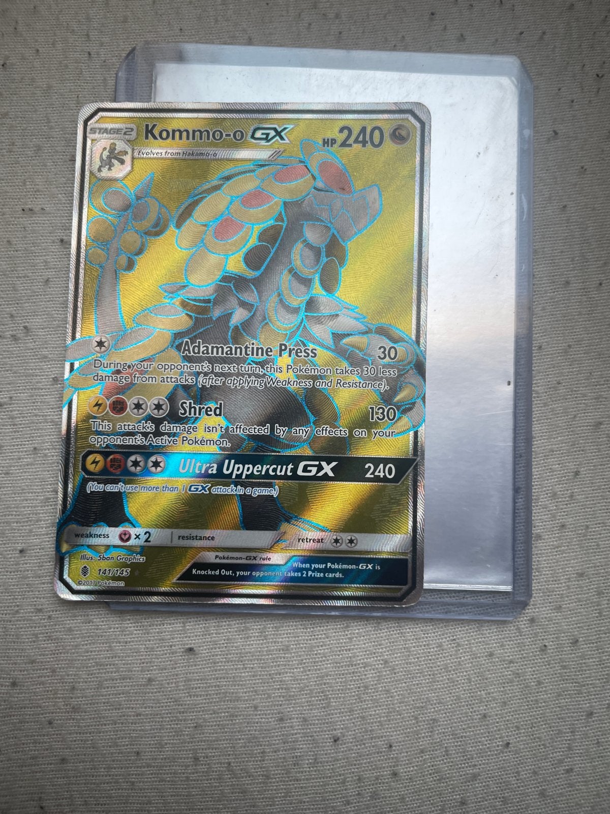 Kommo-o GX Pokémon Kaart - Full Art Foil, Hobby en Vrije tijd, Ophalen of Verzenden, Zo goed als nieuw, Losse kaart, Foil