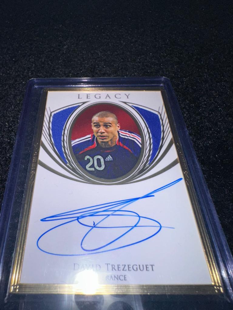 David Trezeguet /7 Futera gesigneerd + match worn patch, Ophalen of Verzenden, Nieuw, Buitenlandse clubs, Shirt