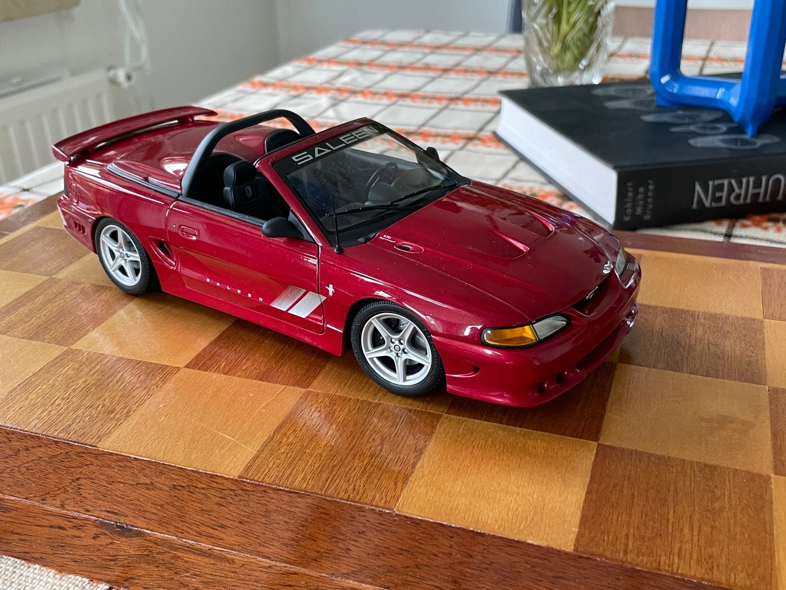 1/18 Autoart Ford Mustang Saleen S351 Coupe/Convertible, Hobby en Vrije tijd, Modelauto's | 1:18, Ophalen of Verzenden, Zo goed als nieuw