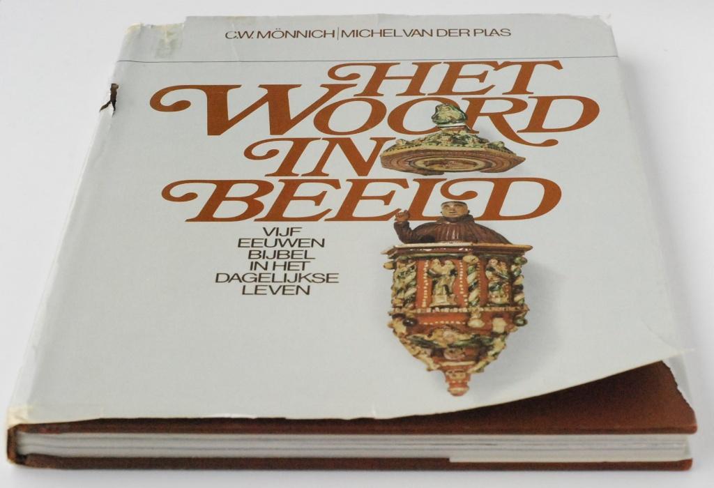 Het Woord in beeld - Vijf eeuwen Bijbel (1977), Verzenden, Gelezen
