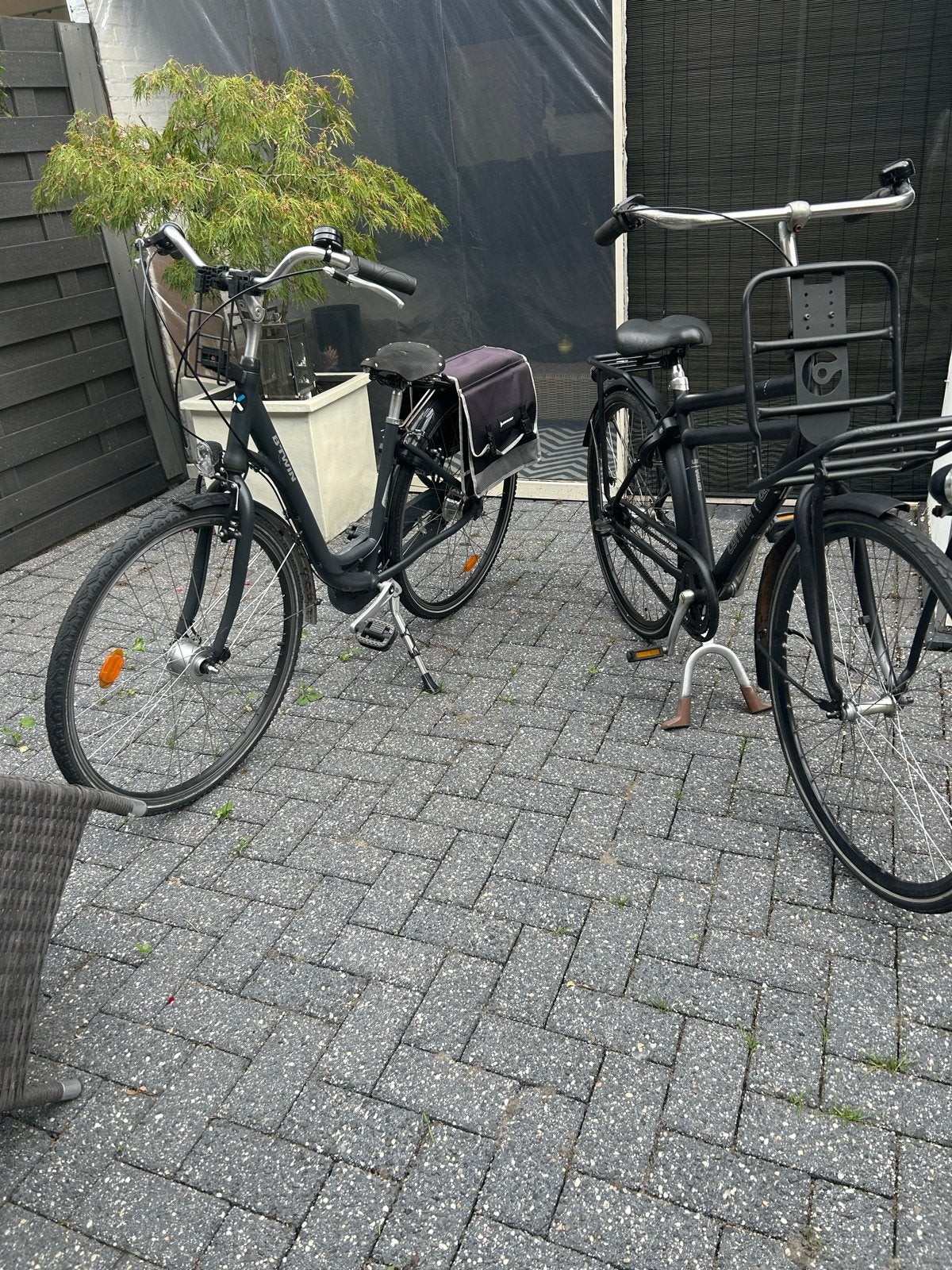 Twee fietsen: B'Twin en Cortina - Gebruikt, Velgrem, 50 tot 53 cm, Ophalen, Overige merken