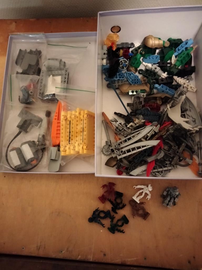 Lego los, Ophalen