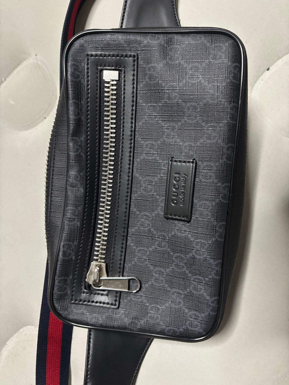 Gucci GG Supreme Heuptas / Crossbody Tas Zwart, Ophalen of Verzenden, Zo goed als nieuw, Zwart