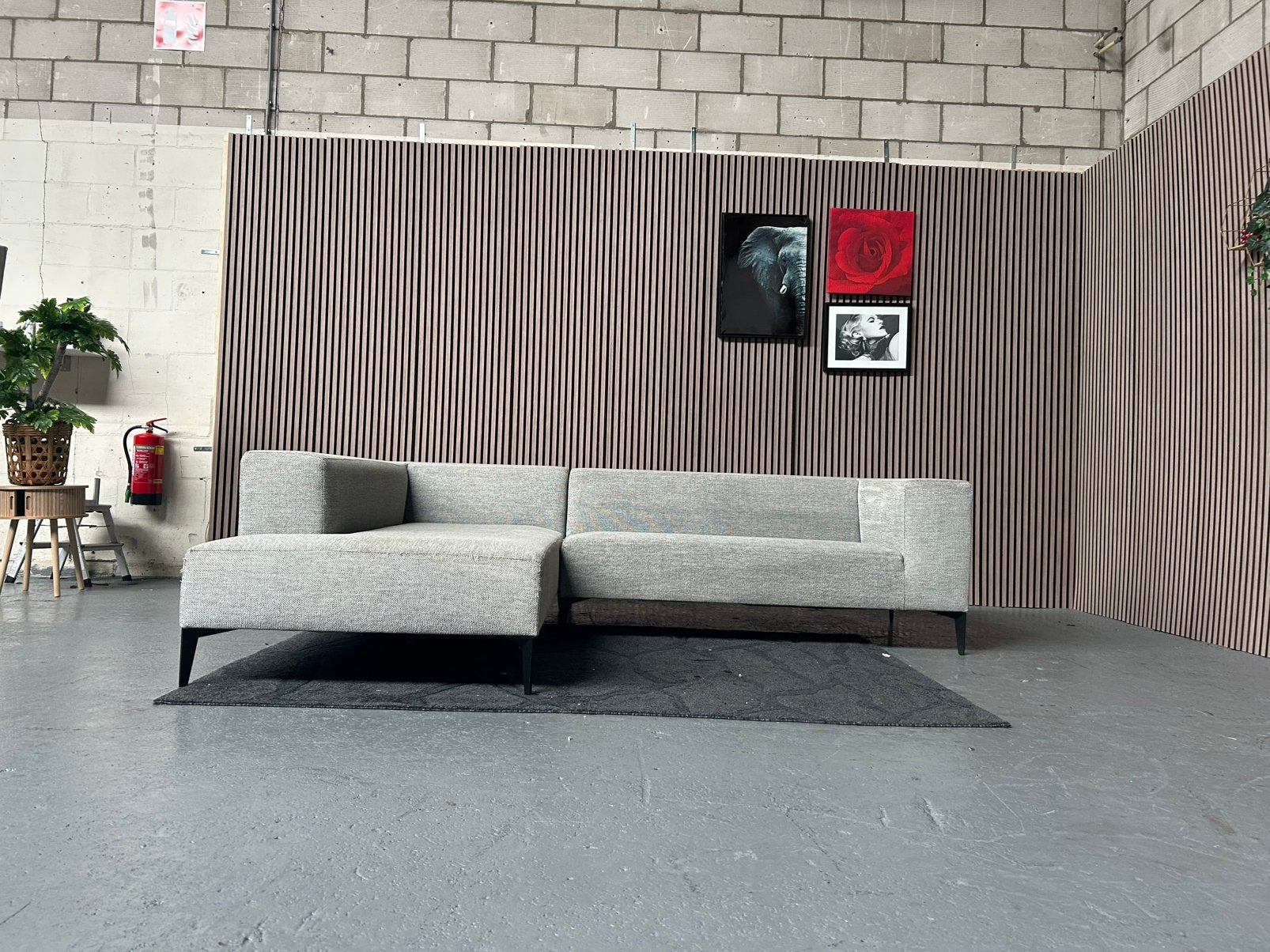 GRATIS LEVERING Koozo Sara Loungebank 263X200 GEREINIGD, Huis en Inrichting, Banken | Bankstellen, 250 tot 300 cm, Hoekbank, Ophalen of Verzenden
