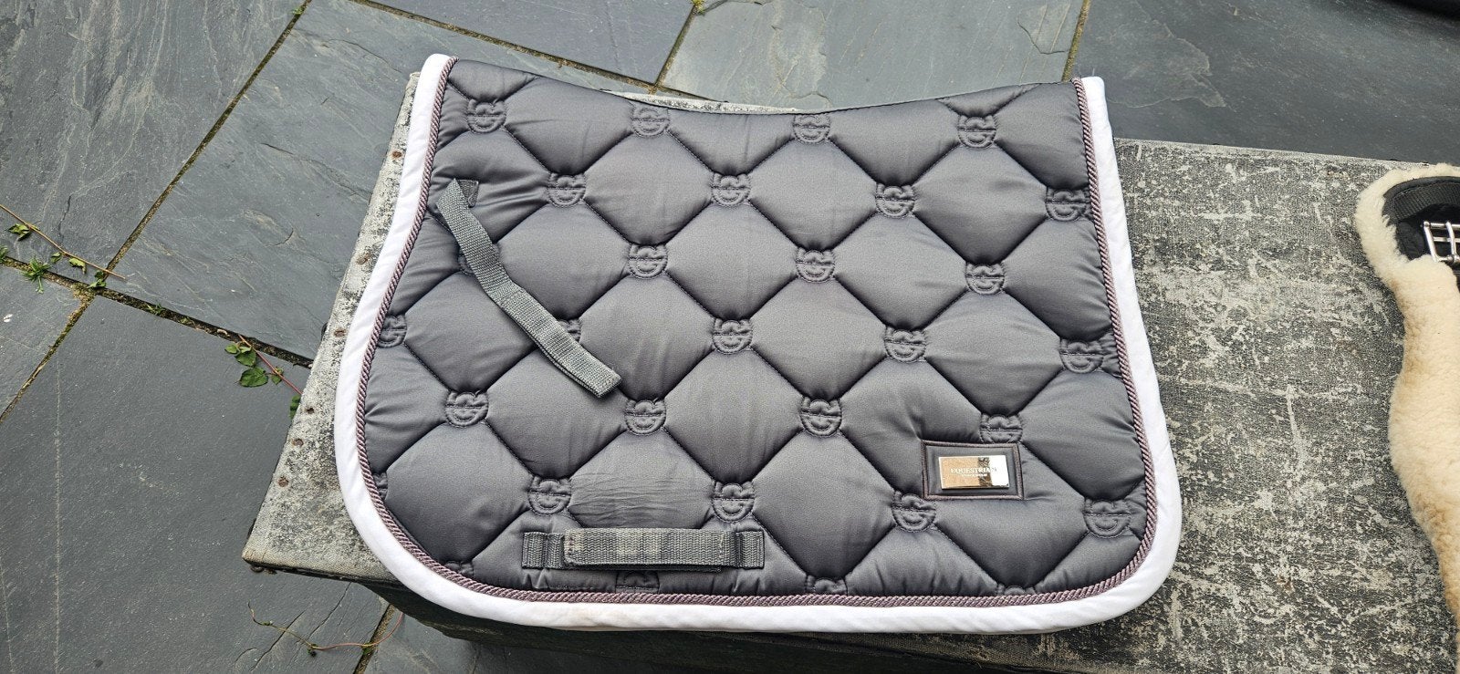 Equestrian stockholm silver cloud, Dieren en Toebehoren, Paarden en Pony's | Dekens en Dekjes, Full (L), Gebruikt, Equestrian Stockholm