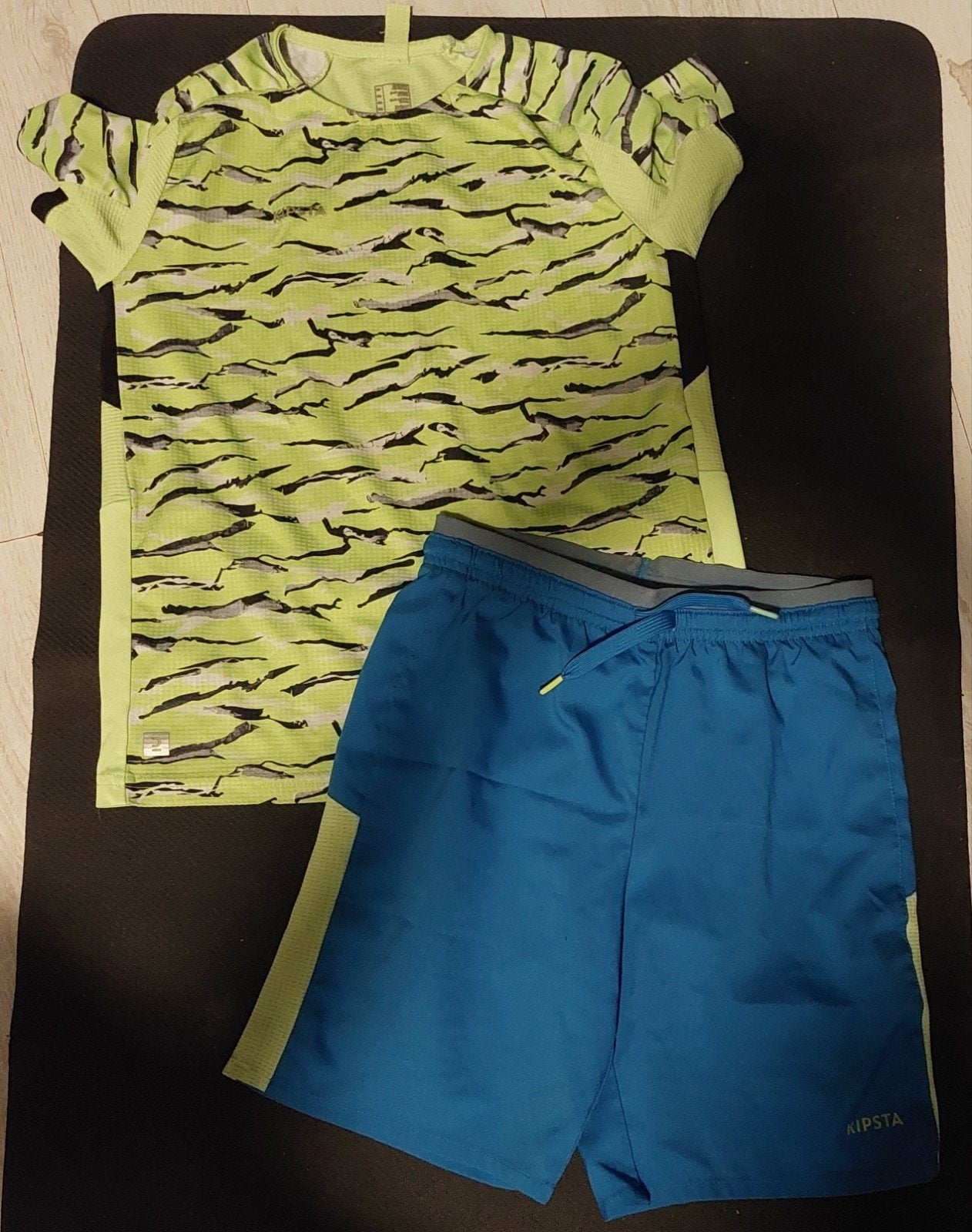 Kipsta sportset maat 10/11 jaar (141-150cm), Kinderen en Baby's, Kinderkleding | Overige, Ophalen of Verzenden, Gebruikt, Kipsta
