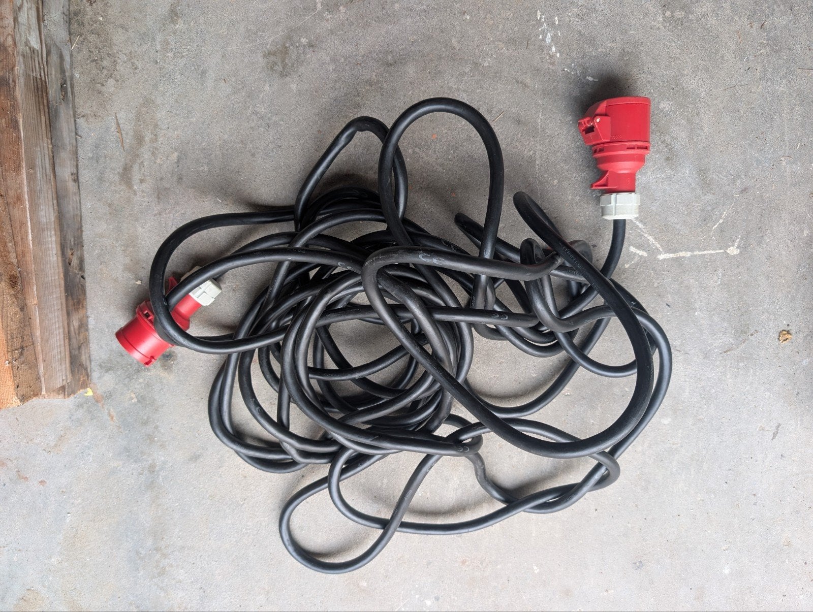 Krachtstroom kabel - 5-polig, rood, Ophalen of Verzenden, Zo goed als nieuw, Kabel of Snoer