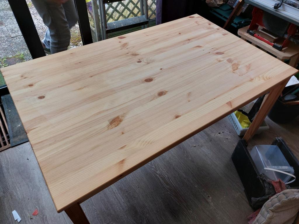 Houten eettafel met stoel - Grenenhout, Huis en Inrichting, Tafels | Eettafels, Ophalen, Gebruikt, 100 tot 150 cm, Tot twee personen
