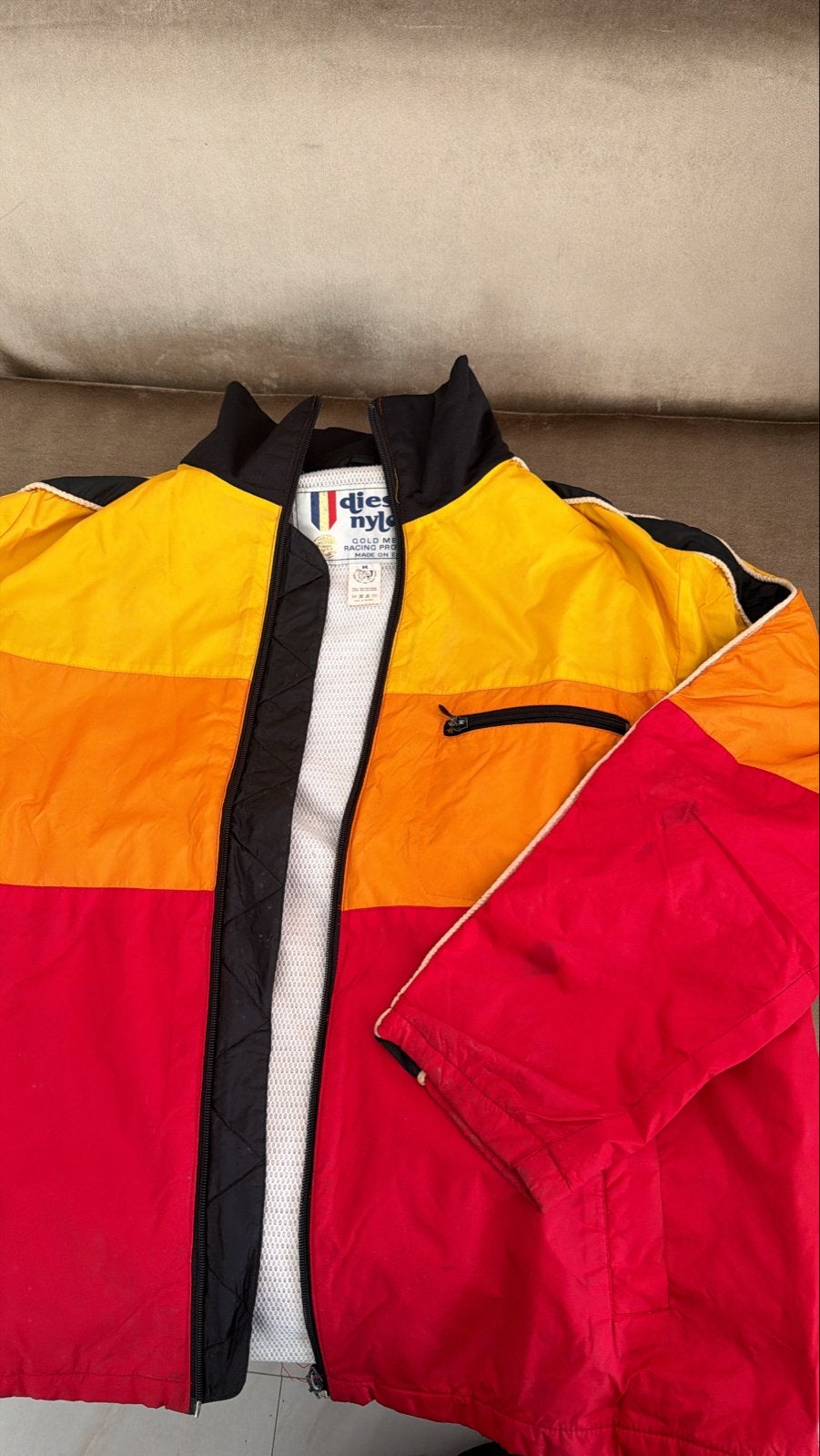 Vintage Diesel Nylon Racing Jas M – 90s Colorblock Origineel, Ophalen of Verzenden, Gedragen, Maat 48/50 (M), Meerkleurig