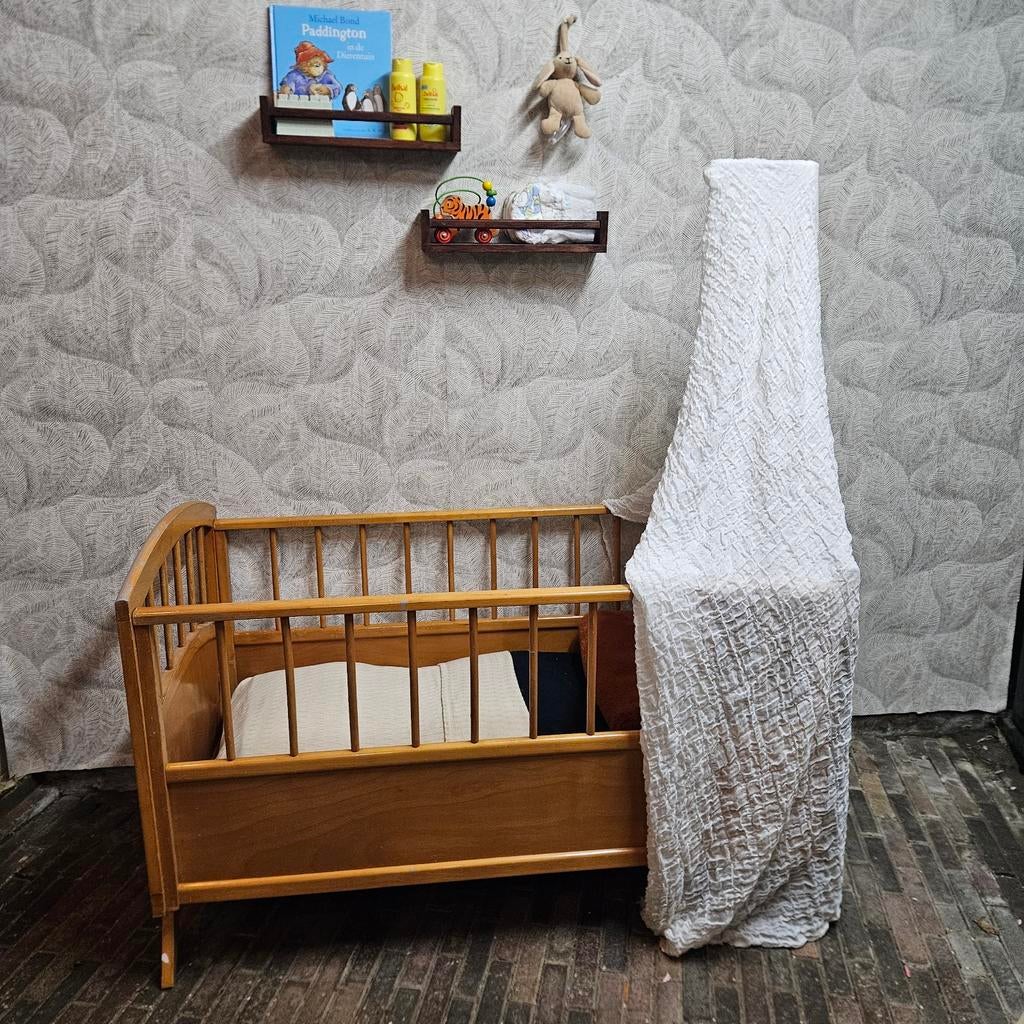 Leuk vintage ledikantje/baby bed, Ophalen of Verzenden, Zo goed als nieuw, Wieg
