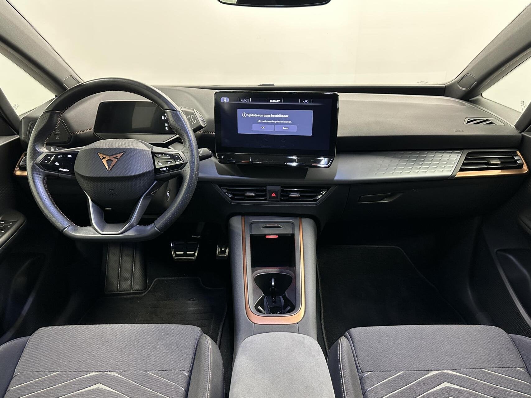CUPRA Born 62kWh Business Plus 150KW CARPLAY CRUISE NAVI., Auto's, Automaat, Gebruikt, Met garantie (alle), 204 pk