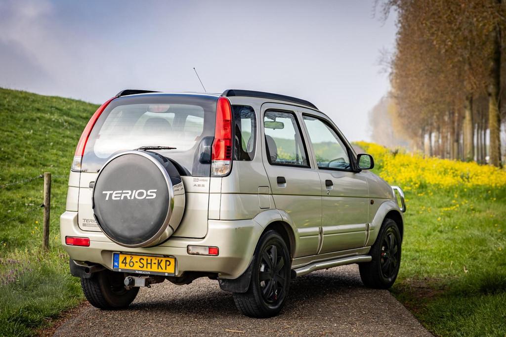 Daihatsu Terios 1.3 SXE |Automaat |Nap |Airco |Trekhaak, Auto's, Daihatsu, 1350 kg, Metallic lak, 4 cilinders, Met garantie (alle)