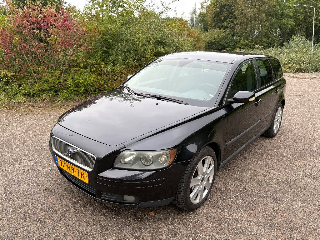 Volvo V50 2.0 D 2005 Zwart, Voorwielaandrijving, 136 pk, 4 cilinders, 700 kg