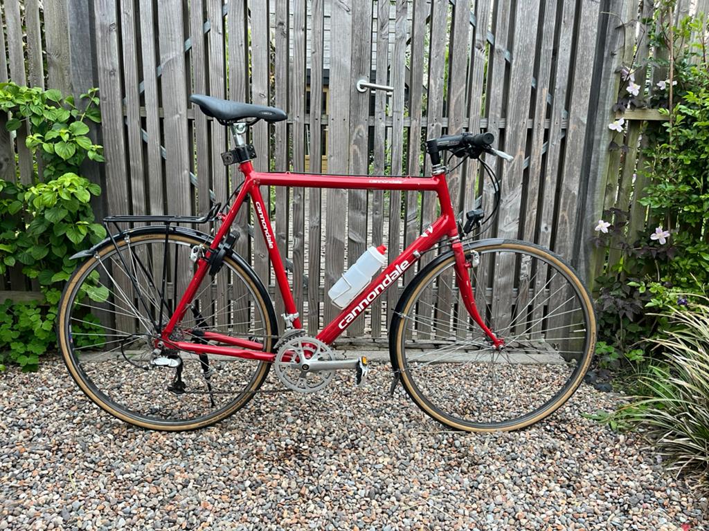 Moderne vintage cannondale tourfiets 63cm. Super onderhouden, 28 inch, 10 tot 15 versnellingen, Velgrem, Zo goed als nieuw