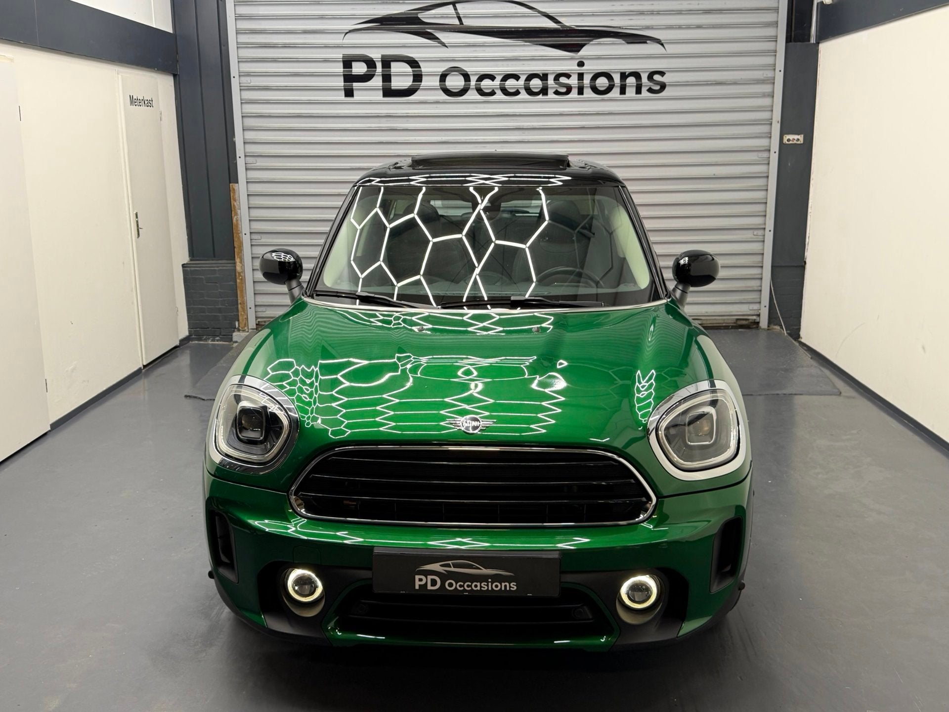 MINI Countryman 1.5 Cooper Premium Plus - Pano - Memory - Ca, Auto's, Gebruikt, Zwart, Countryman, Bedrijf