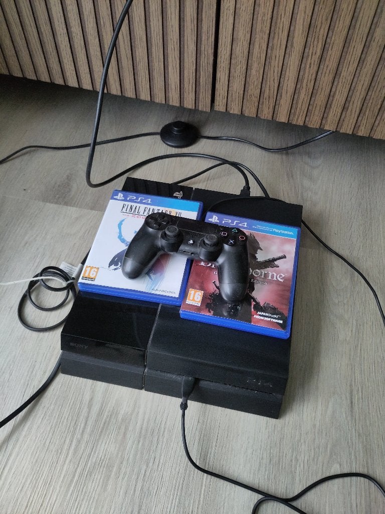 Playstation 4, Spelcomputers en Games, Ophalen, Met 1 controller, Original, 500 GB
