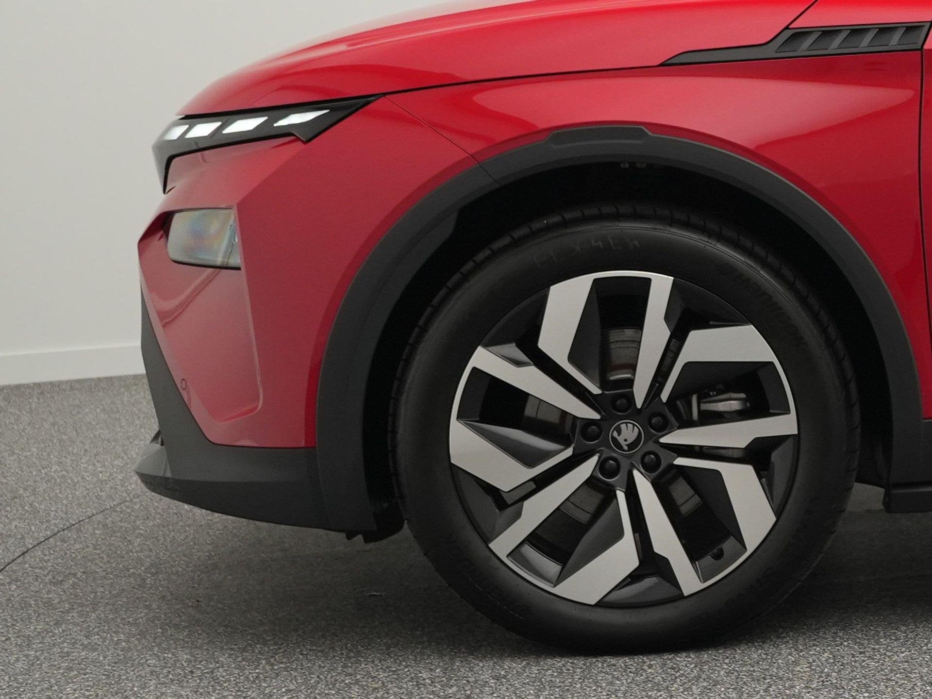 Foto 8 van Skoda Elroq 60 Sportline | Trekhaak | SoH 100% | Warmtepomp