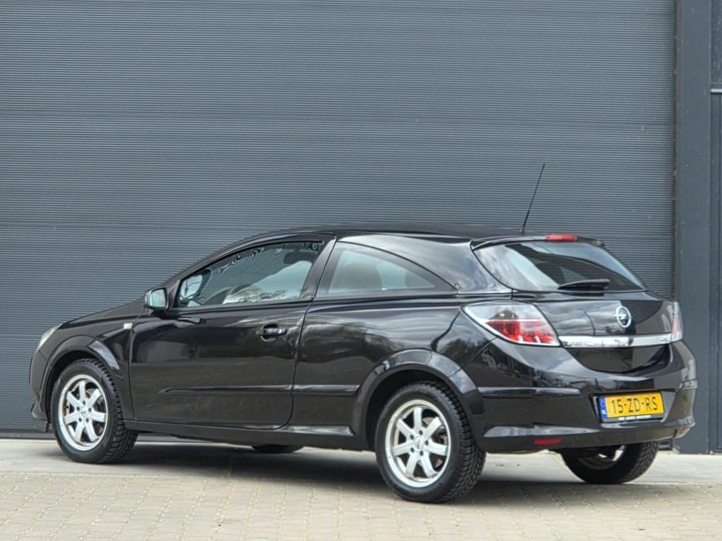 Opel Astra GTC 1.6 Temptation nap airco panodak BJ 2008!, Auto's, Voorwielaandrijving, 4 cilinders, 116 pk, Origineel Nederlands