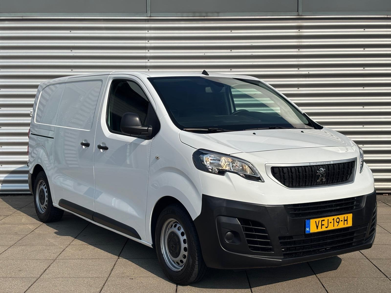 Peugeot Expert 1.5 BlueHDI 100 Standard Premium Airco | Navi, Auto's, Voorwielaandrijving, Gebruikt, 4 cilinders, Leder en Stof
