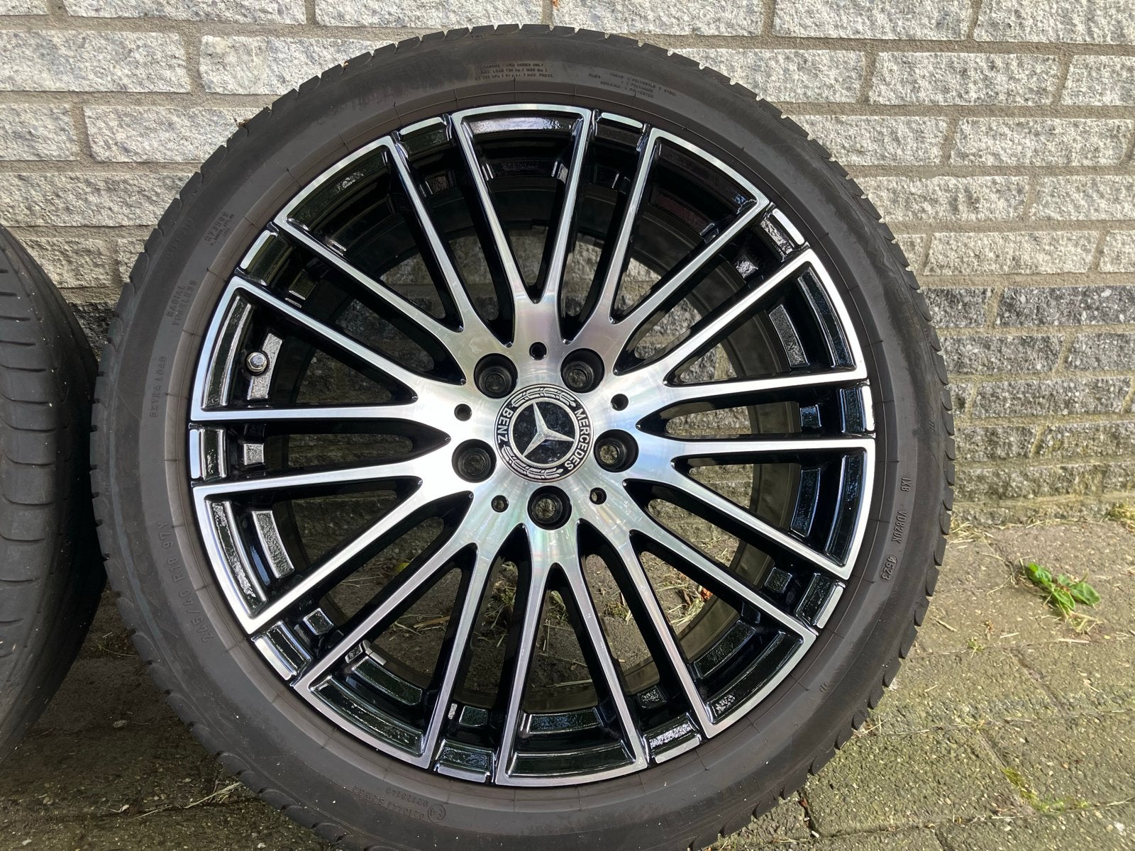 Originele Mercedes Breedset 18inch pirelli, Ophalen, 18 inch, Gebruikt, Banden en Velgen