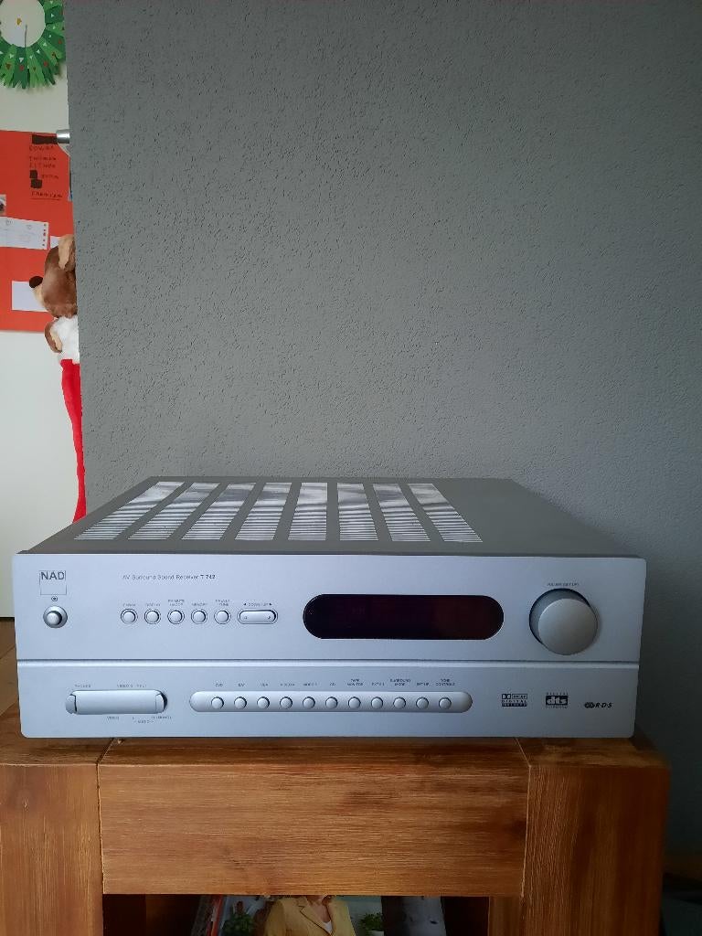 NAD receiver T742, Gebruikt, 60 tot 120 watt, Ophalen, Overige merken