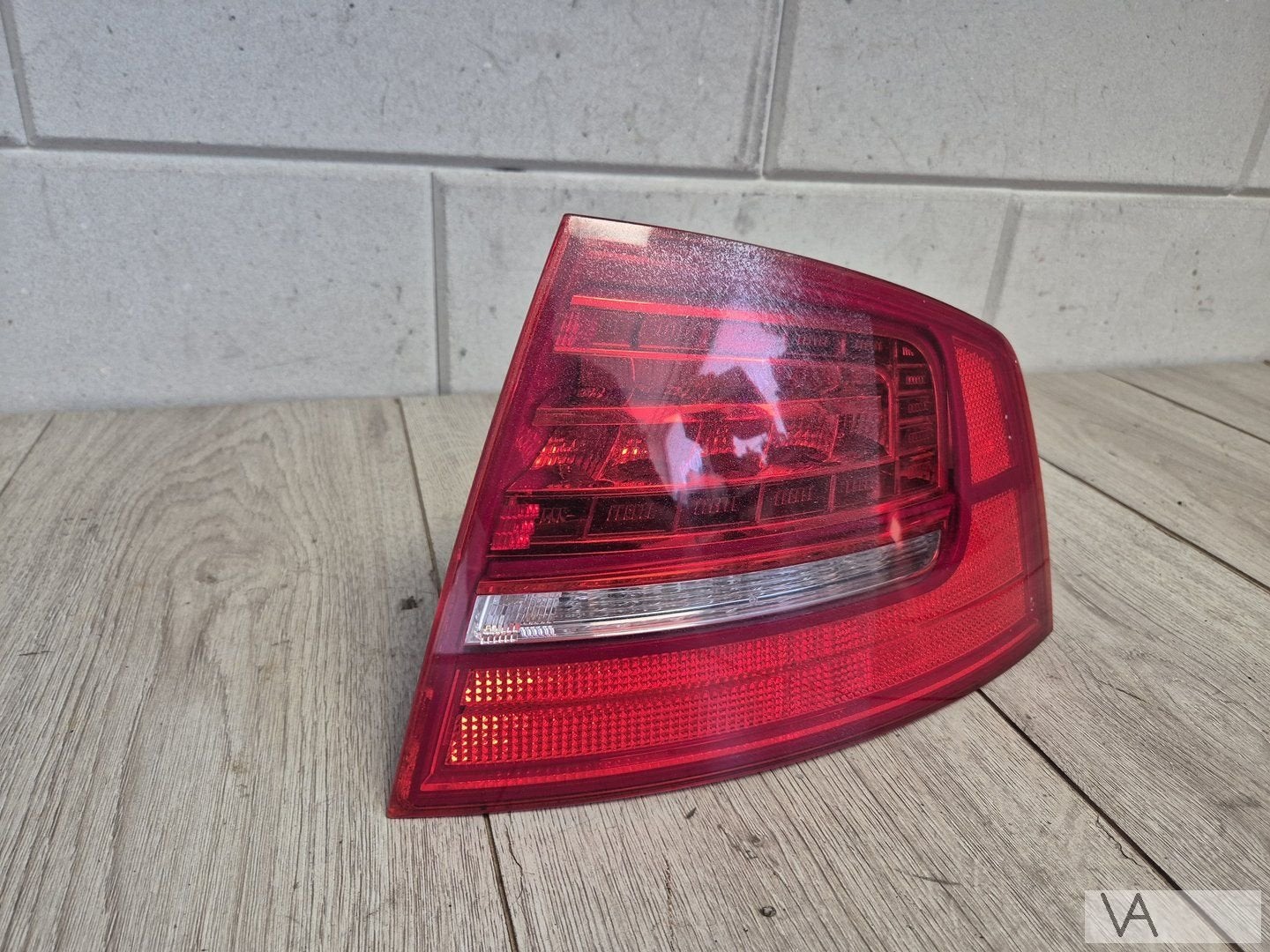 Achterlicht rechts Audi a8 2006 tot 2009 LED origineel €200, Gebruikt, -, -, -