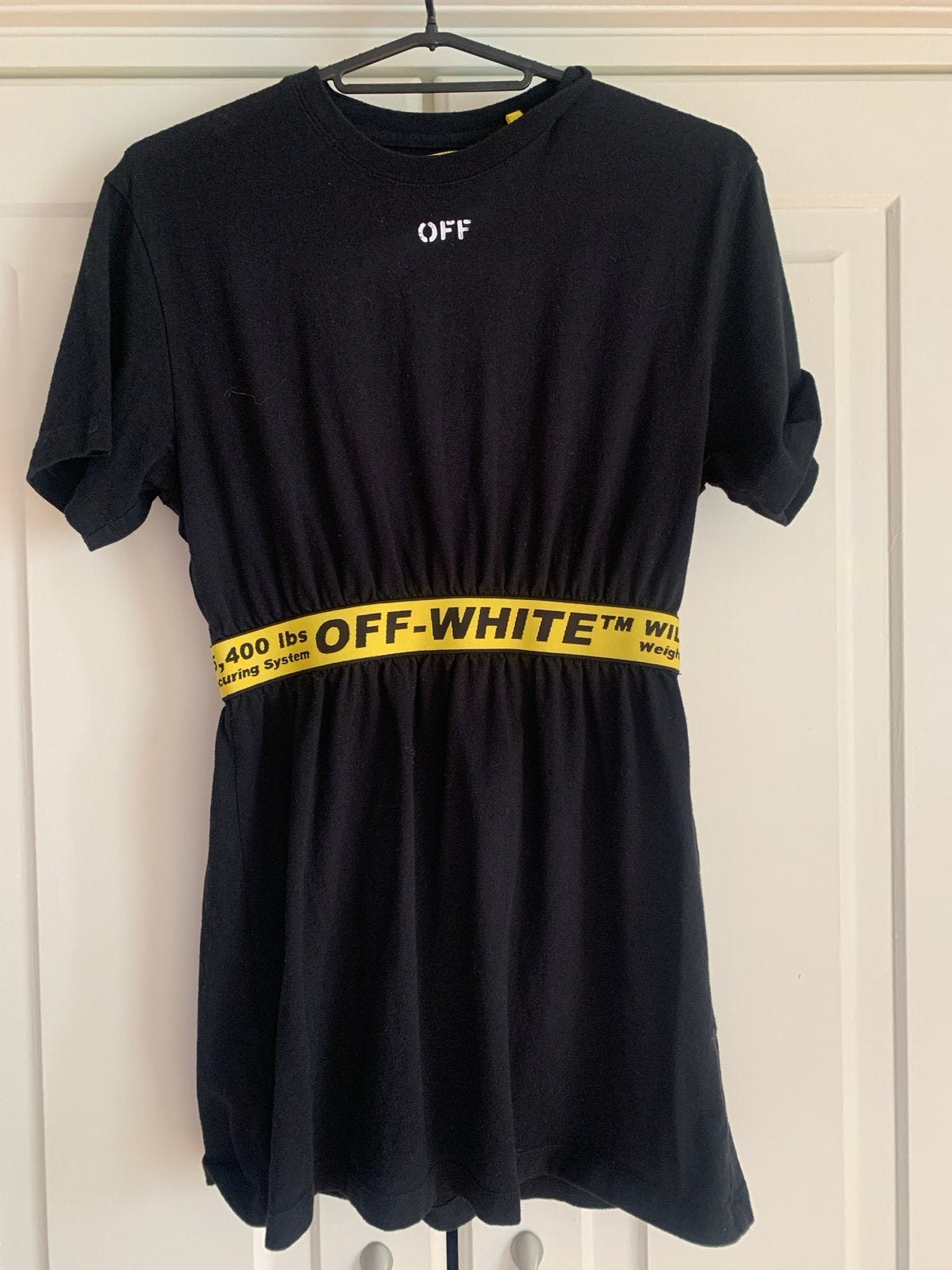 Off-White Kids Zwart Jurkje met Gele Riem, Kinderen en Baby's, Ophalen, Zo goed als nieuw, Meisje