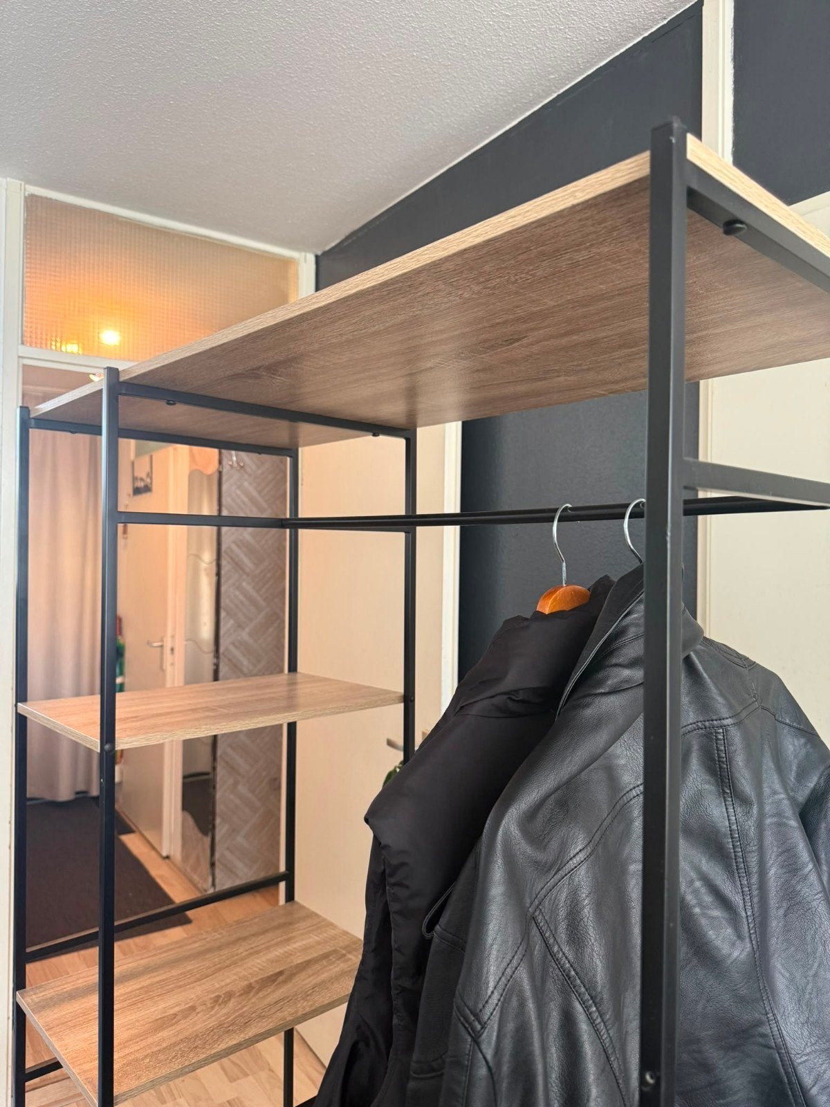 Open kledingkast met planken en hangruimte, Huis en Inrichting, Kasten | Kledingkasten, Gebruikt, 100 tot 150 cm, Met plank(en)