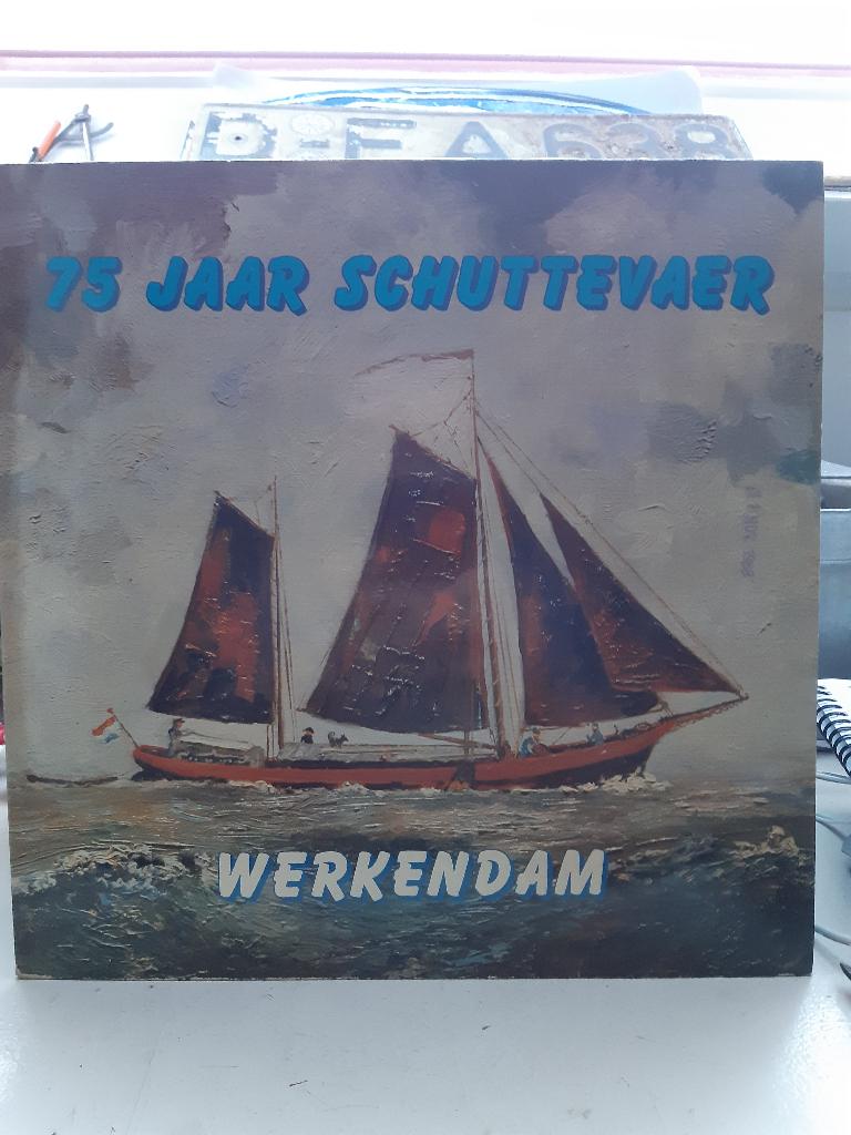 lp 75 Schuttevaer Werkendam (Z215-308), Ophalen of Verzenden, Zo goed als nieuw, 12 inch