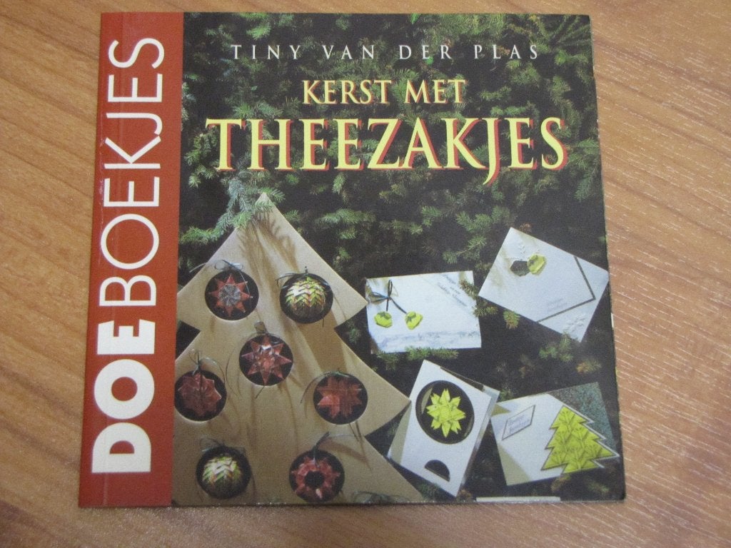 Kerst met theezakjes door Tiny van der Plas, Ophalen of Verzenden, Boek