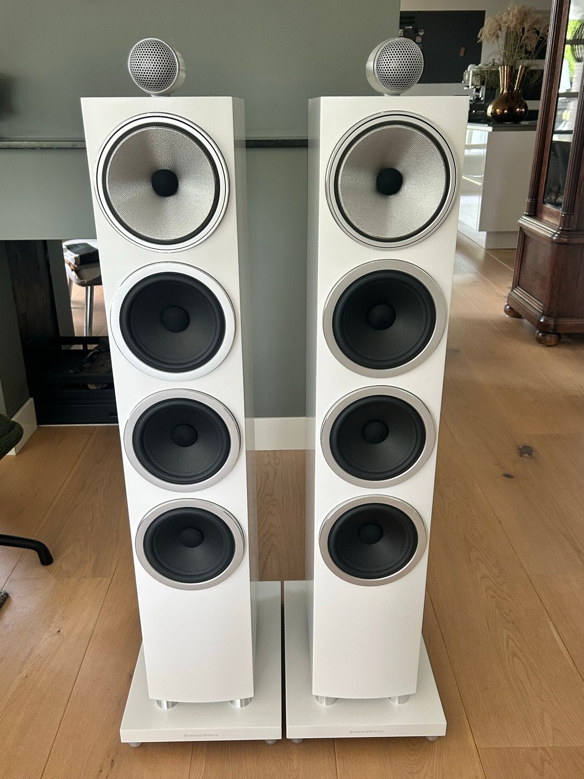 Bowers & Wilkins 702 S3 Vloerstaande Luidsprekers Wit (set), Audio, Tv en Foto, Luidsprekers, Vloerstaande luidspreker, Zo goed als nieuw