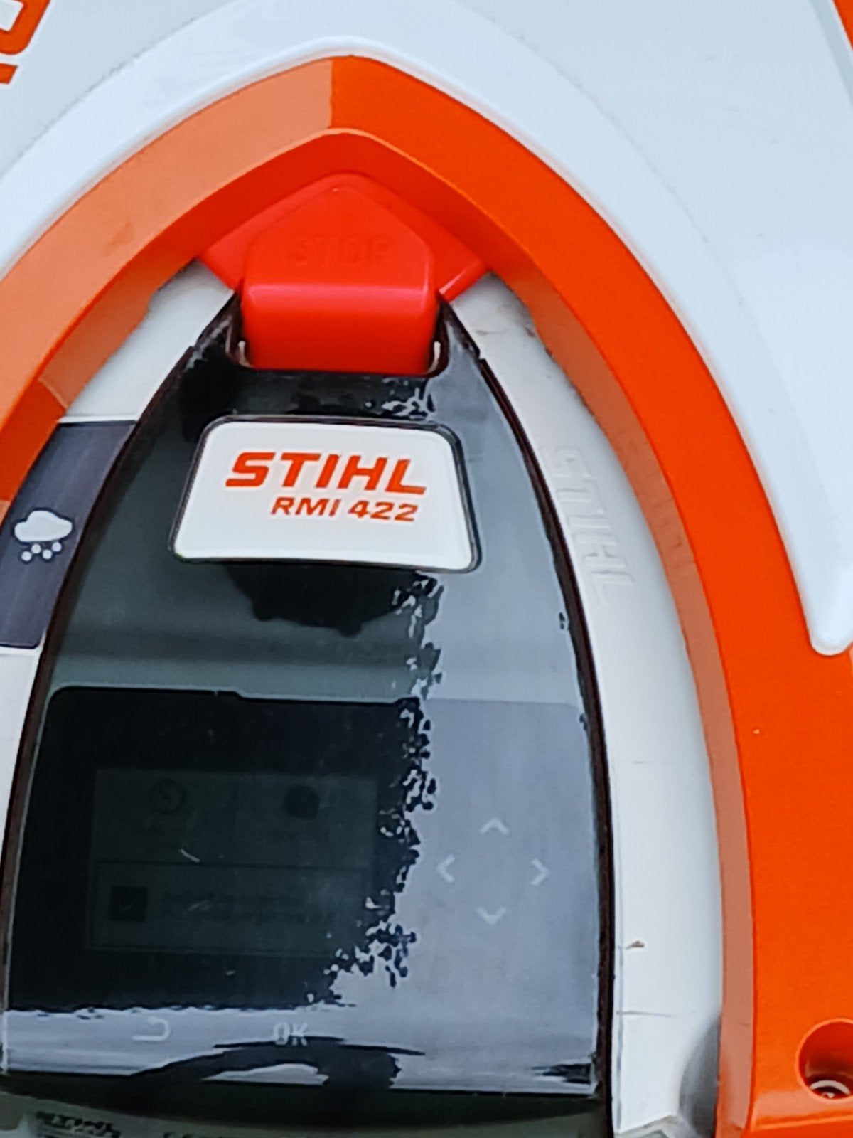 stihl robotmaaier RMI 422 compleet met laadstation, Tuin en Terras, Robotmaaiers, Ophalen, Gebruikt, Met regensensor, 20 tot 25 cm