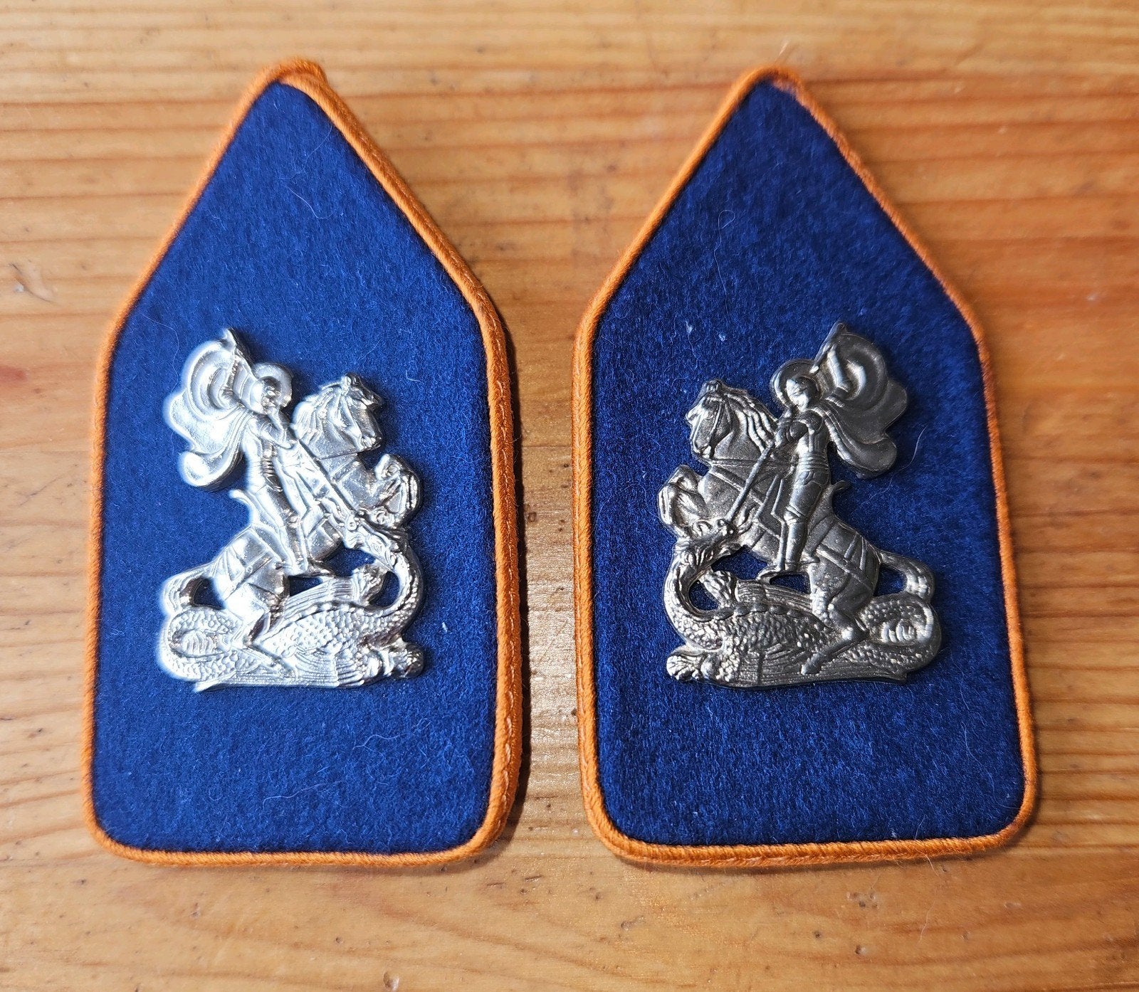 Set kraagpatten Huzaren van Oranje, Ophalen of Verzenden, Landmacht, Nederland, Embleem of Badge