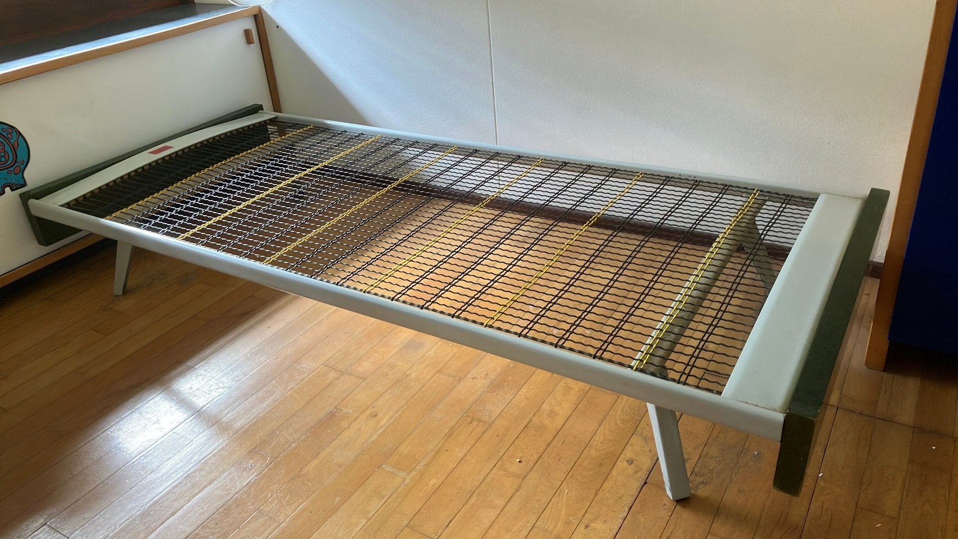Bed 190 x 80 cm spiraalbodem, Ophalen, Eenpersoons, Vintage, 190 cm of minder