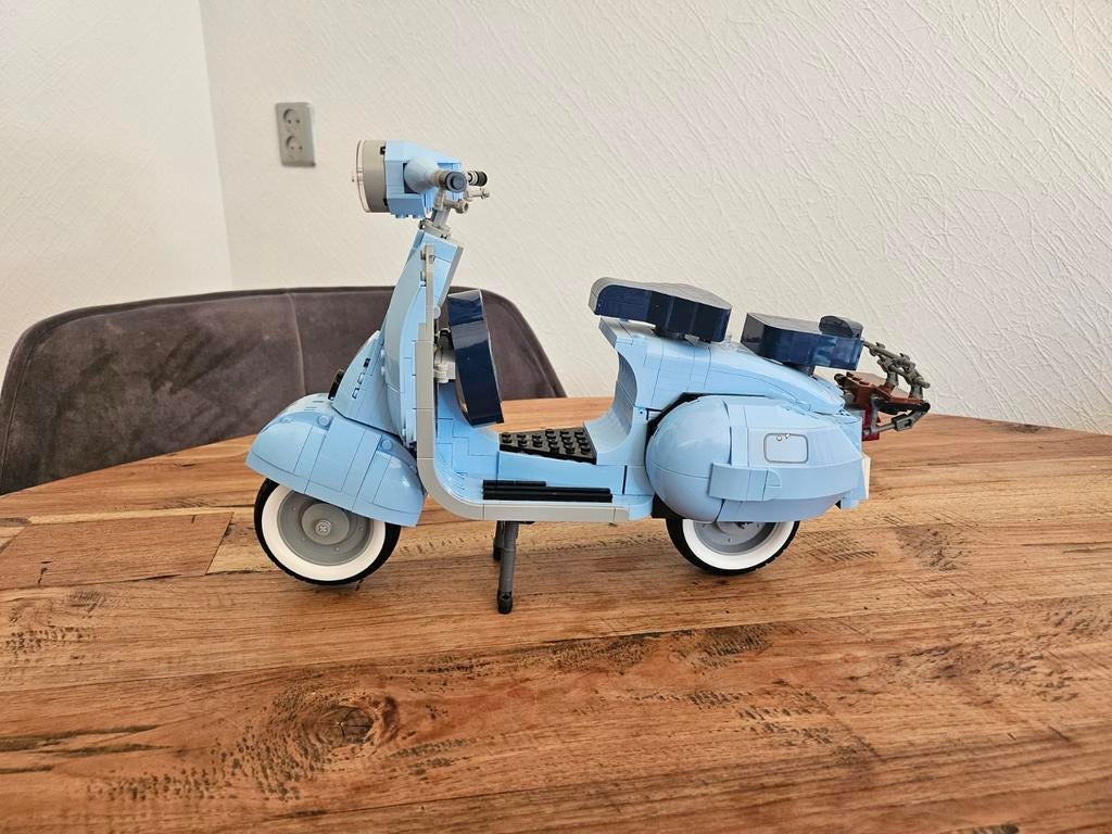 Lego Vespa 125 (10298), Kinderen en Baby's, Speelgoed | Duplo en Lego, Ophalen of Verzenden, Zo goed als nieuw
