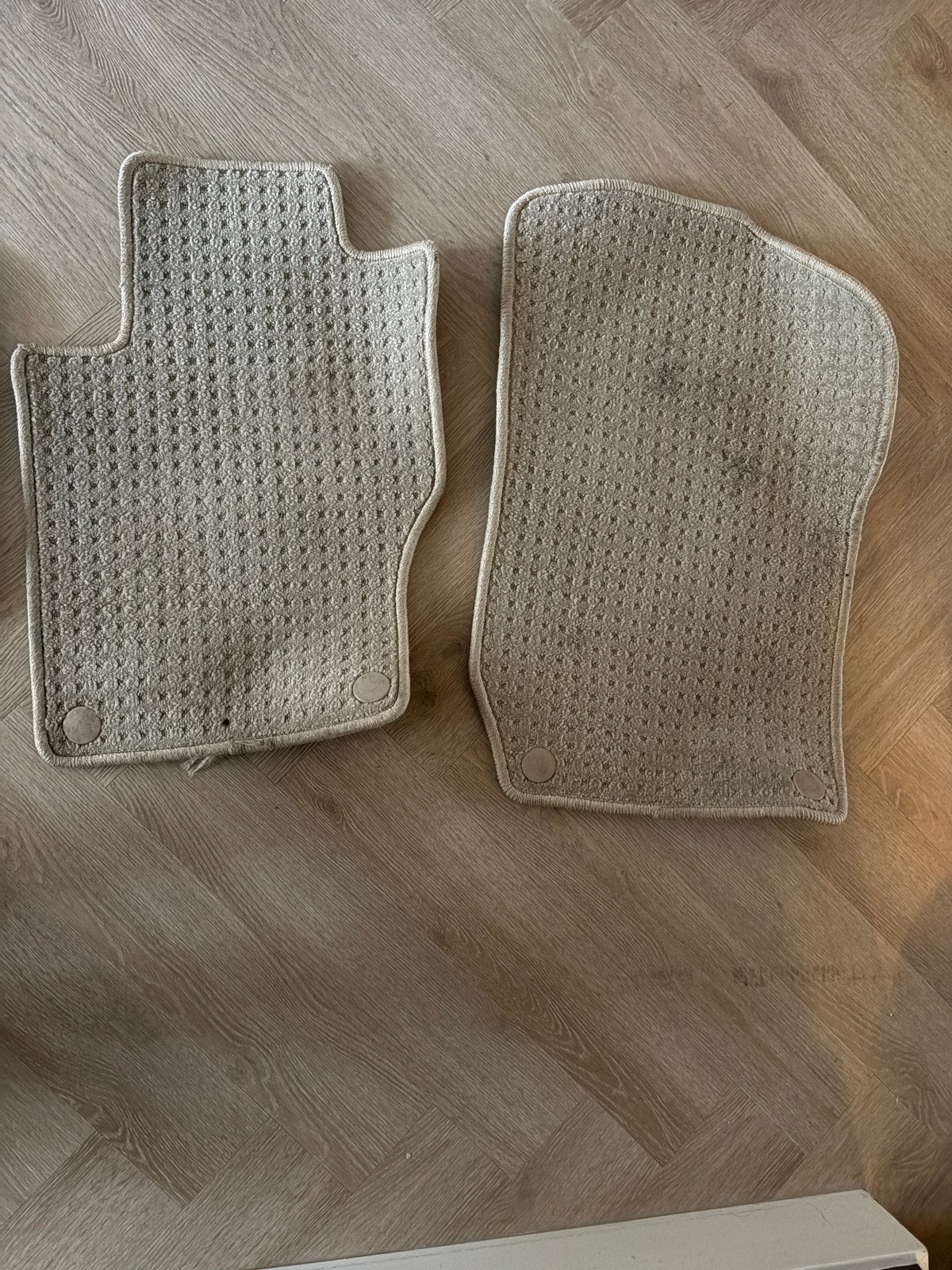 Mercedes GL 2009 Set van 4 beige automatten, Ophalen of Verzenden, Gebruikt