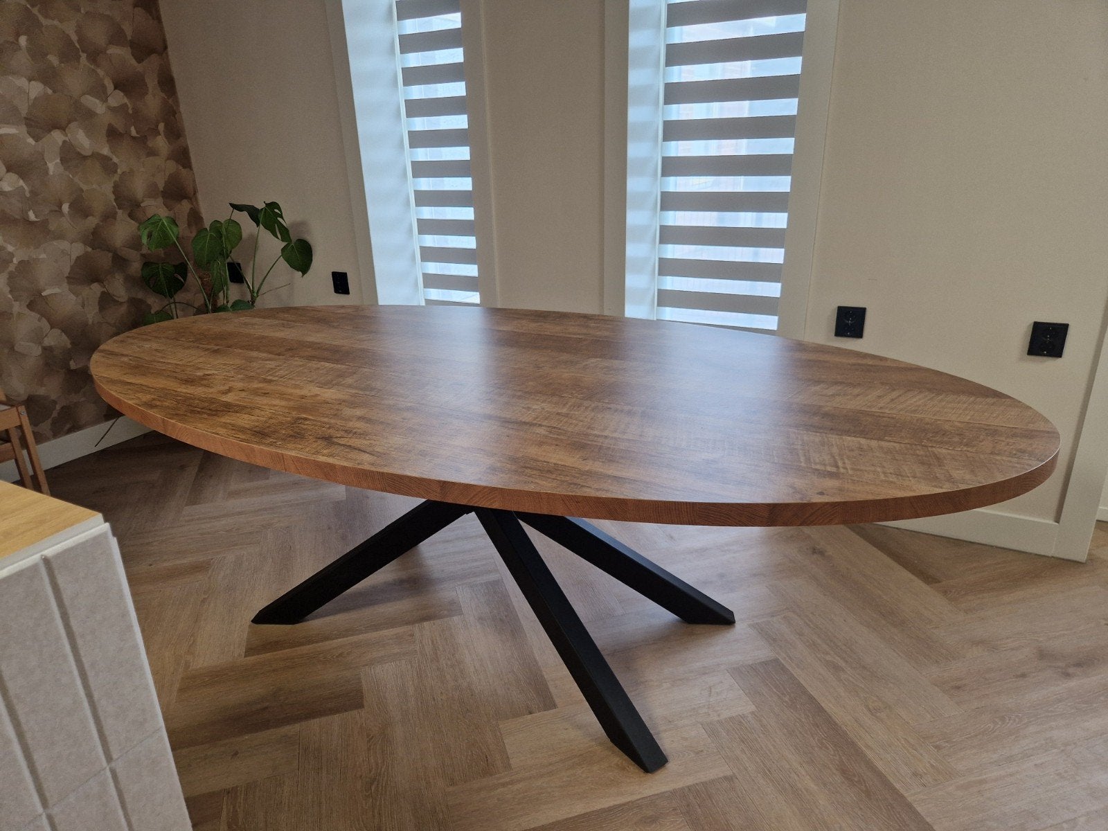 Mooie grote ovale eettafel, Ophalen, Gebruikt, 100 tot 150 cm, 200 cm of meer