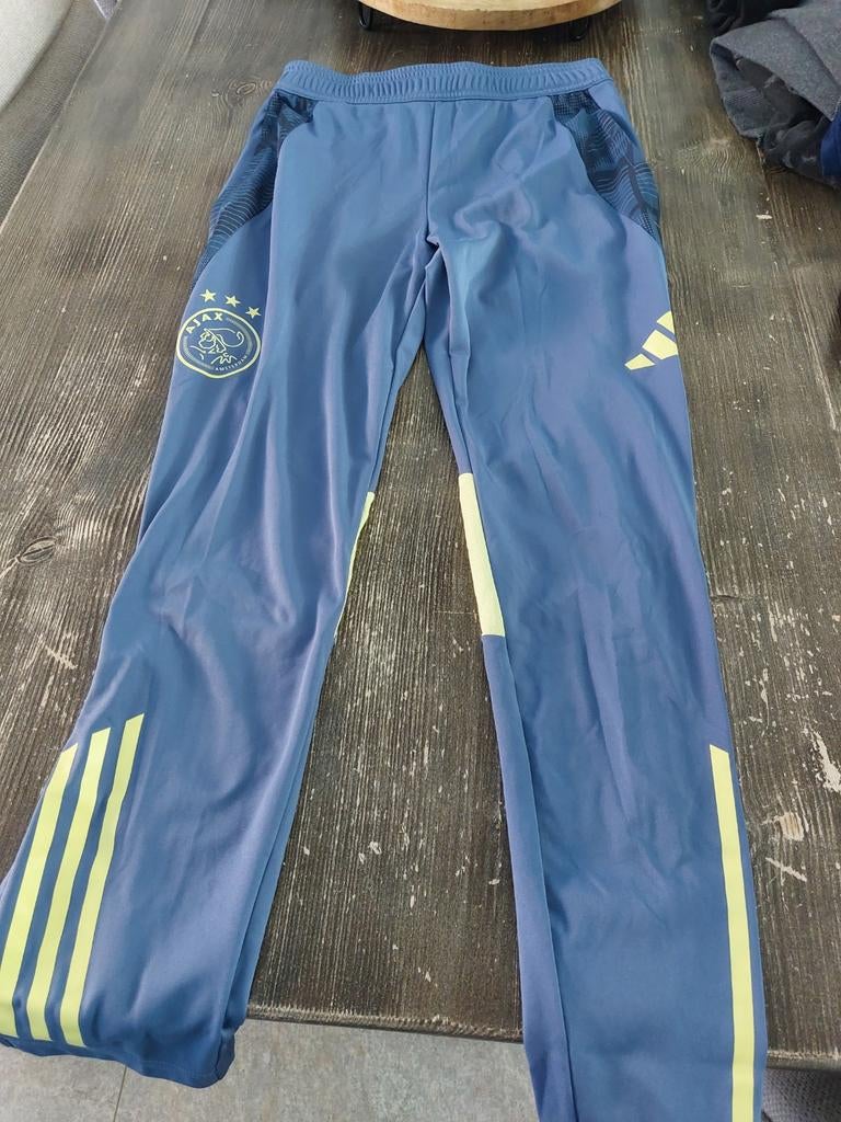 Ajax broek maat s, Ophalen of Verzenden, Voetbal