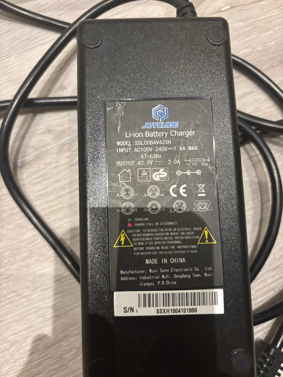 Joycube Li-ion Batterijlader 42.0V 2.0A, Gebruikt