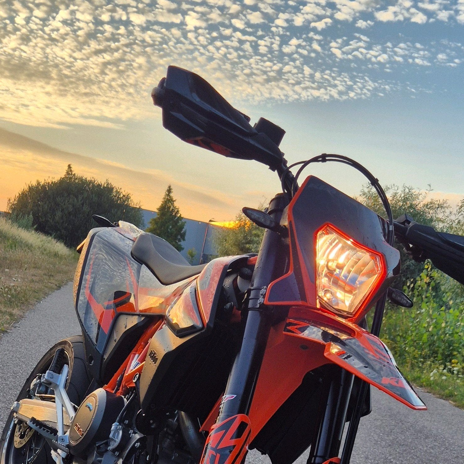 KTM 690 SMC R  4500km️⚠️⚠️Nieuwstaat smcr, Motoren, Traction Control, Occasion, Motorrijbewijs A, Ktm