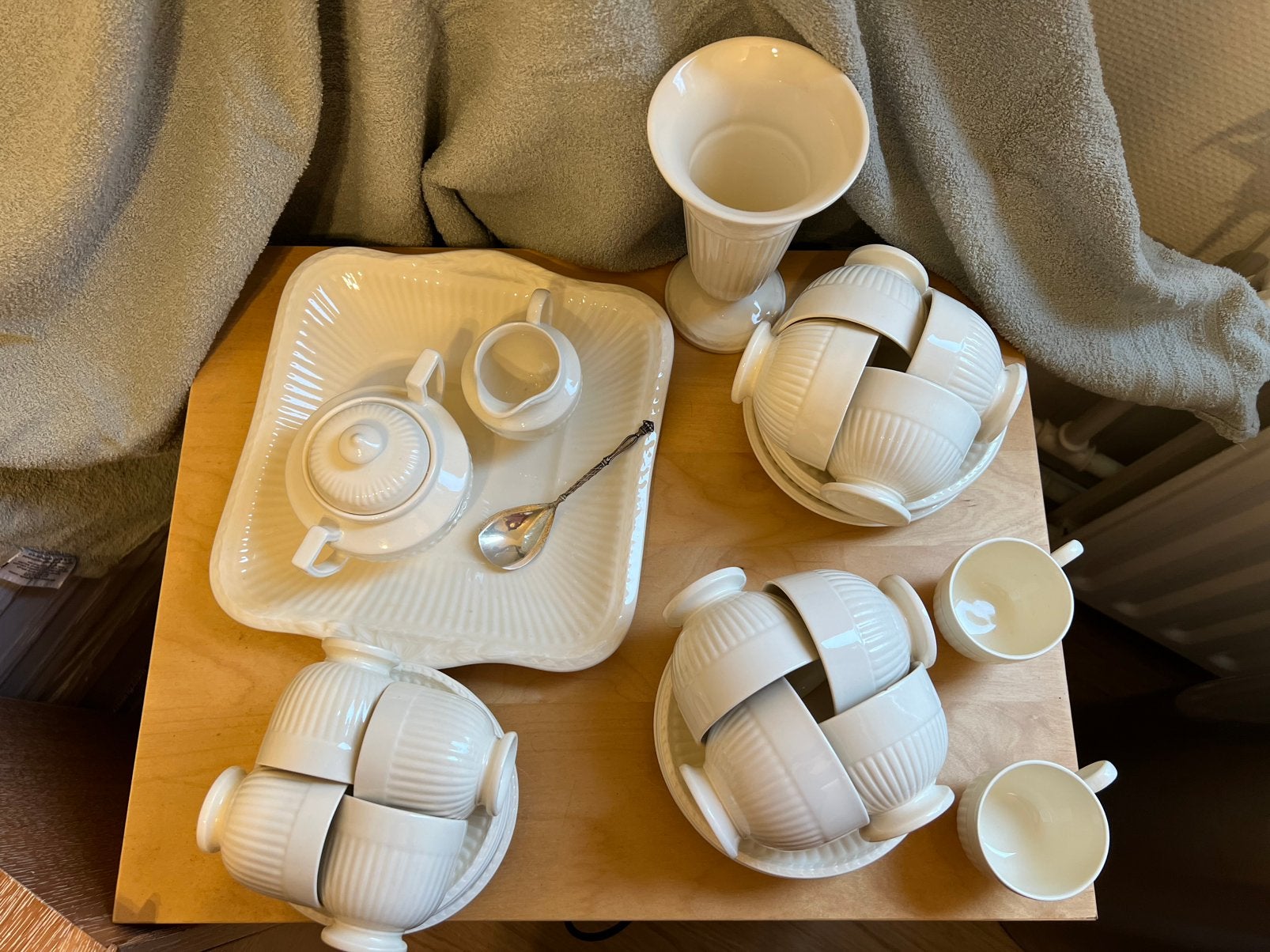 Wedgewood Edme koffie en thee servies, Huis en Inrichting, Ophalen, Vintage, Zo goed als nieuw, Kop(pen) en/of Schotel(s)