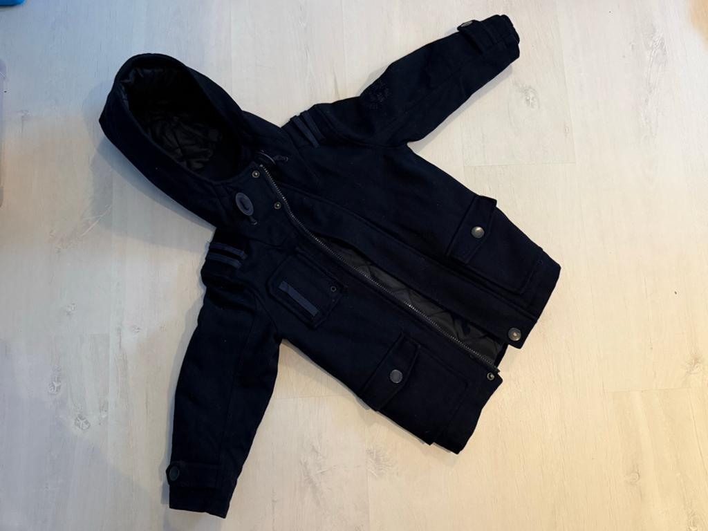 Frendz Jongens jas met capuchon - Maat 104, Kinderen en Baby's, Ophalen of Verzenden, Gebruikt, Jongen, Jas