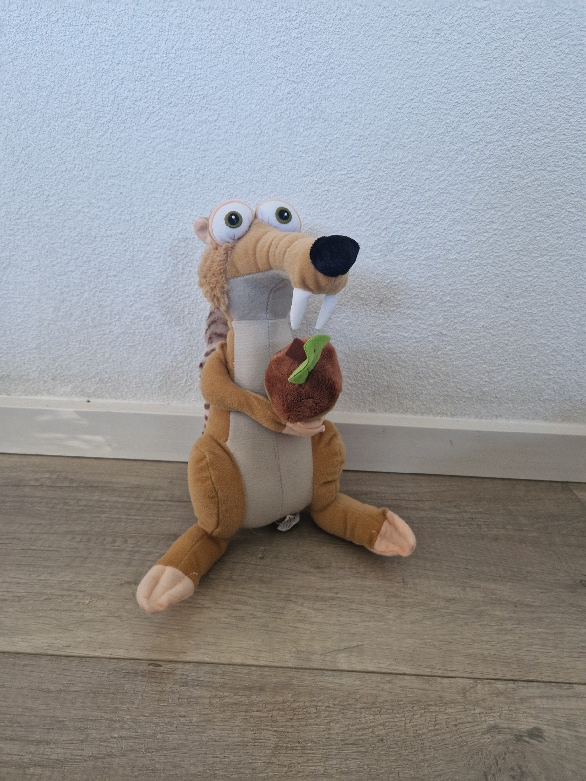 Knuffel plush pluche ice age scrat sabeltand eekhoorn eikel, Ophalen of Verzenden, Zo goed als nieuw, Overige typen