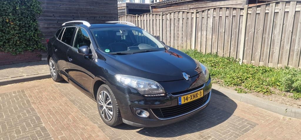 Renault megane 1.5 dci bose luxe uitvoering bj.2012, Auto's, Renault, Voorwielaandrijving, Euro 5, Zwart, 4 cilinders