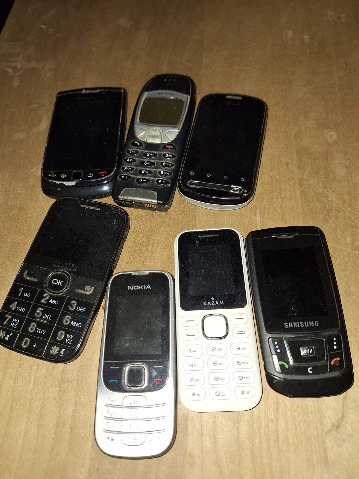 Partij van 6 Oude telefoons, Gebruikt, Ophalen of Verzenden, Minder dan 3 megapixel, Klassiek of Candybar