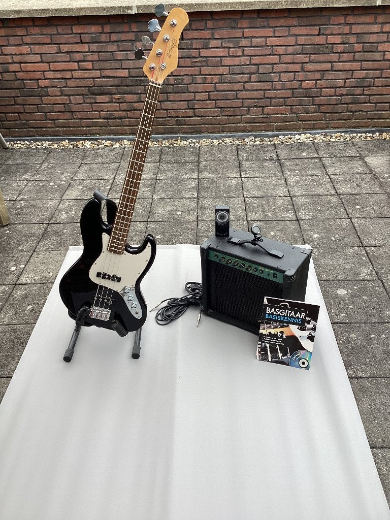 Basgitaar set voor beginners - bijna nieuw, Muziek en Instrumenten, Snaarinstrumenten | Gitaren | Bas, Ophalen, Zo goed als nieuw