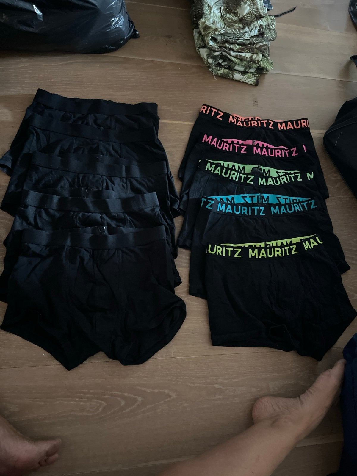 10 H&M boxershorts maat 170, Ophalen