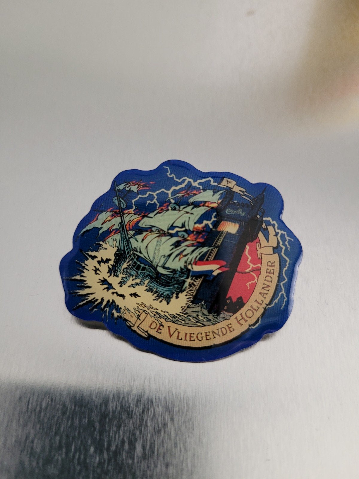 Efteling Pin De Vliegende Hollander, Verzamelen, Ophalen of Verzenden, Zo goed als nieuw, Button of Speldje