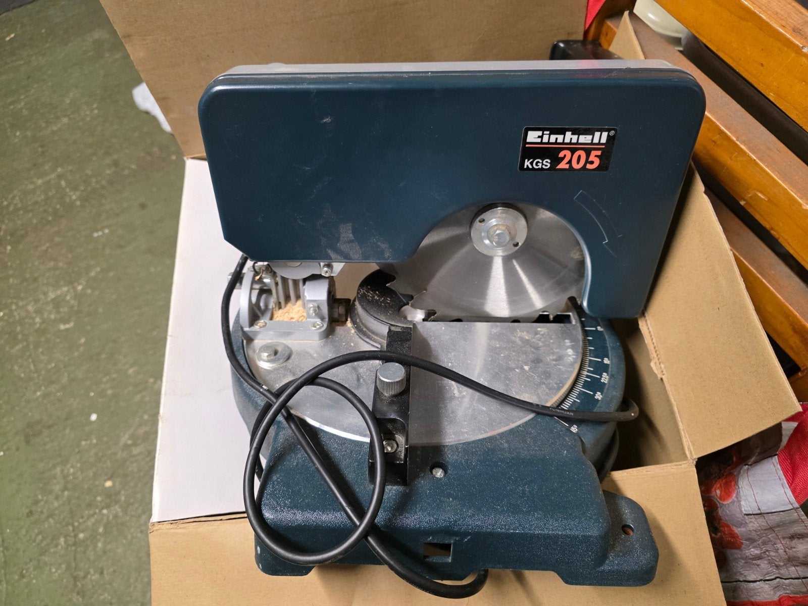 Einhell KGS205 afkortzaag, Ophalen, Gebruikt, Afkortzaag, 30 tot 70 mm