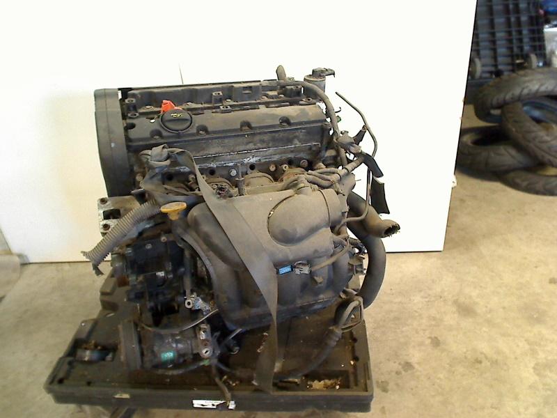 Motor Peugeot 206 (2A/C/H/J/S) (1999-06/2007-12), Auto-onderdelen, Motor en Toebehoren, Kontakt-peugeot@peugeot.com, Gebruikt